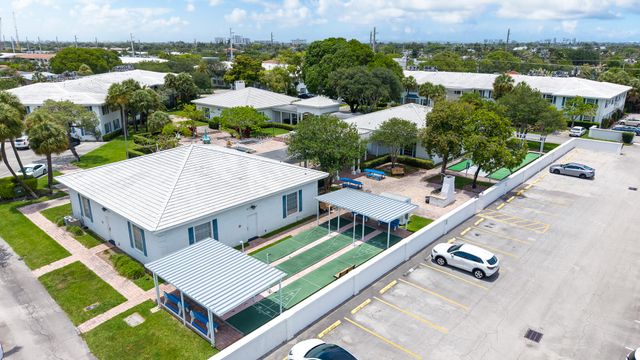 2171 NE 66th Street 812, Fort Lauderdale, FL 33308