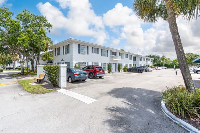 2171 NE 66th Street 812, Fort Lauderdale, FL 33308