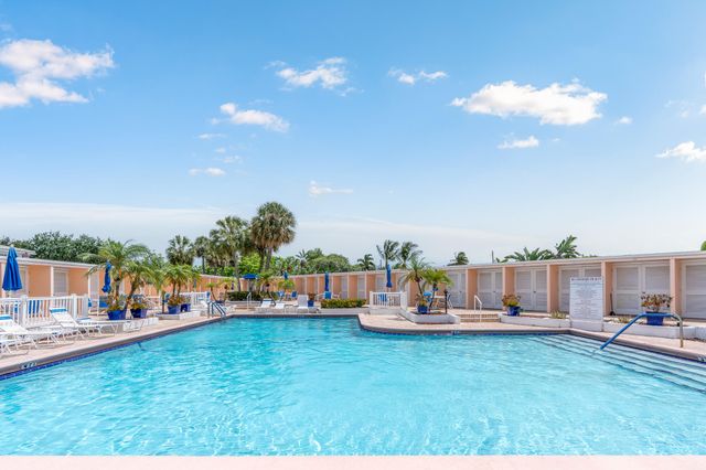 2171 NE 66th Street 812, Fort Lauderdale, FL 33308