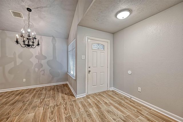 2235 Sentinal Oaks Street, Sugar Land, TX 77478