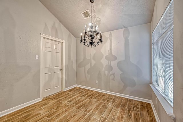 2235 Sentinal Oaks Street, Sugar Land, TX 77478