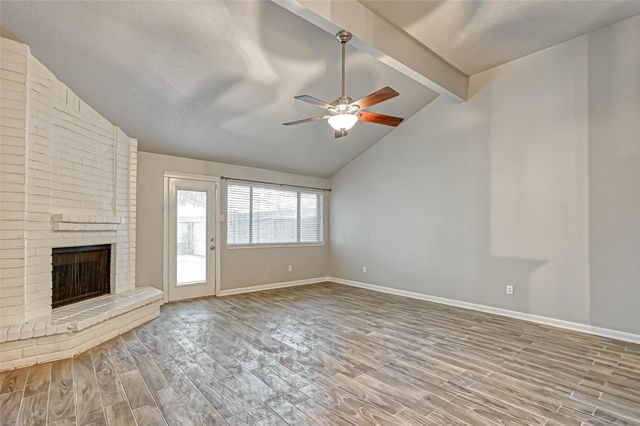 2235 Sentinal Oaks Street, Sugar Land, TX 77478