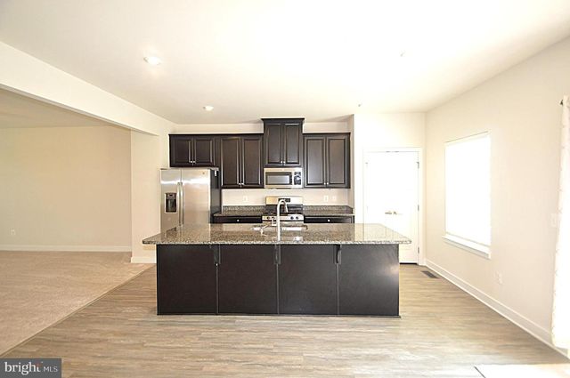11328 WILLOW GREEN CIR, Manassas, VA 20109