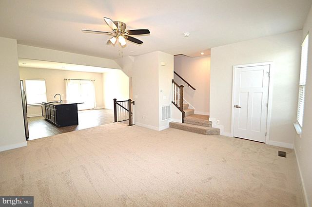 11328 WILLOW GREEN CIR, Manassas, VA 20109