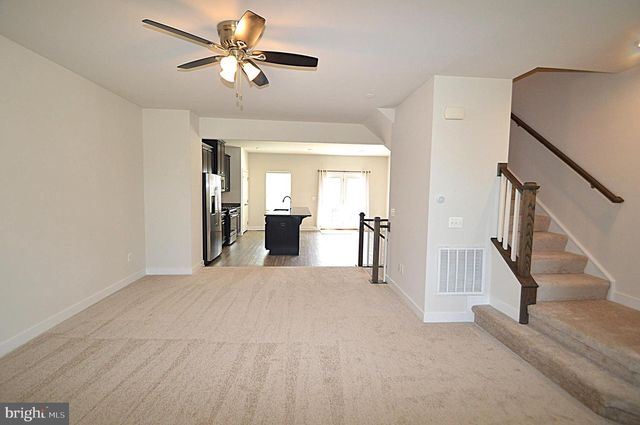 11328 WILLOW GREEN CIR, Manassas, VA 20109