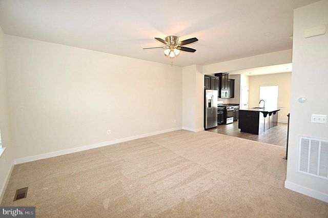 11328 WILLOW GREEN CIR, Manassas, VA 20109