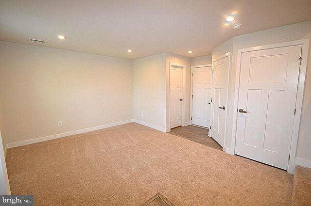11328 WILLOW GREEN CIR, Manassas, VA 20109