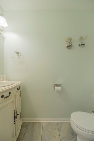 164 Forestview Court, Aurora, IL 60502