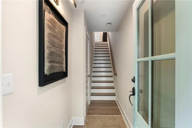 191 Chestnut Circle, Atlanta, GA 30342