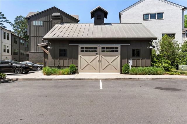 191 Chestnut Circle, Atlanta, GA 30342