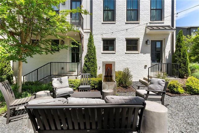 191 Chestnut Circle, Atlanta, GA 30342