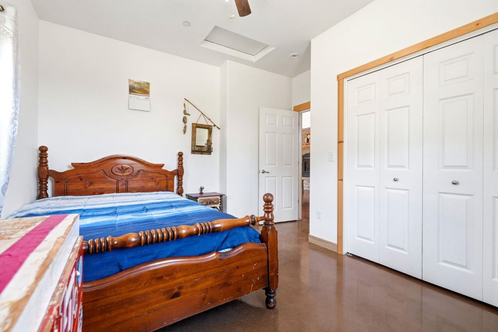 Image 43 of property listing at 39348 Dunlap Road, Dunlap, CA 93621
