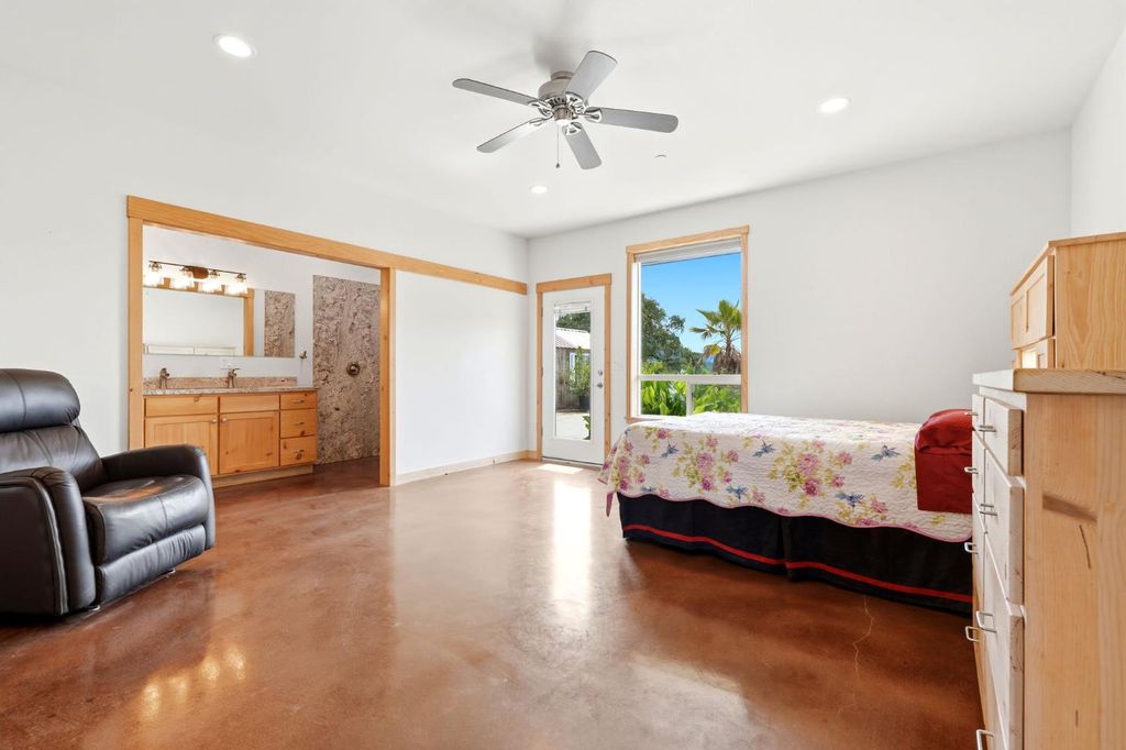 Image 54 of property listing at 39348 Dunlap Road, Dunlap, CA 93621