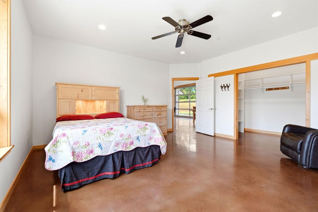 Image 55 of property listing at 39348 Dunlap Road, Dunlap, CA 93621