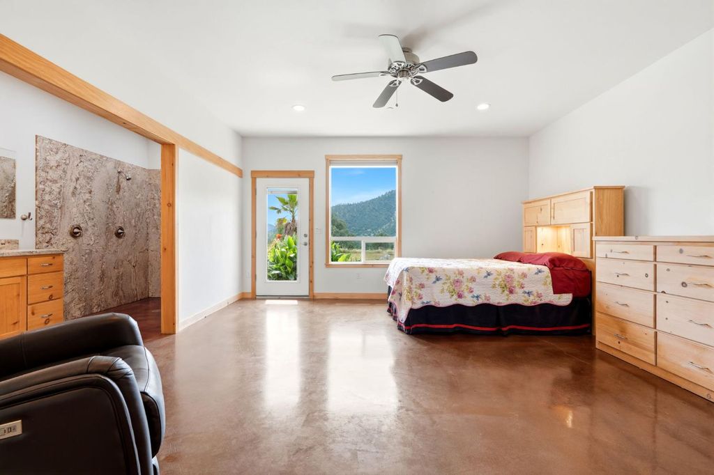 Image 56 of property listing at 39348 Dunlap Road, Dunlap, CA 93621