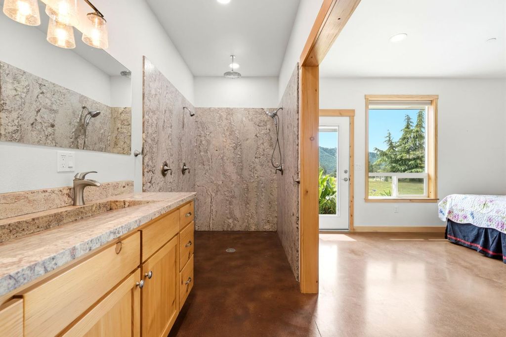 Image 60 of property listing at 39348 Dunlap Road, Dunlap, CA 93621