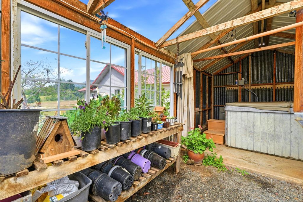 Image 69 of property listing at 39348 Dunlap Road, Dunlap, CA 93621