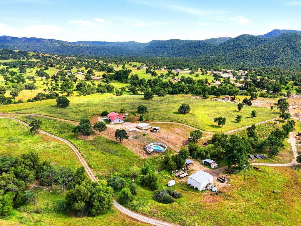 Image 90 of property listing at 39348 Dunlap Road, Dunlap, CA 93621
