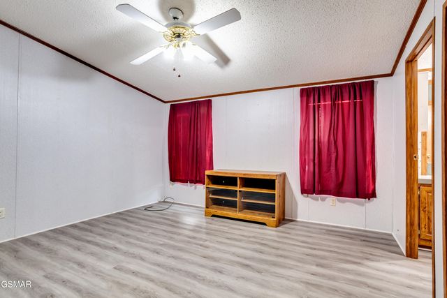 1214 Santa Anita Way, Sevierville, TN 37876