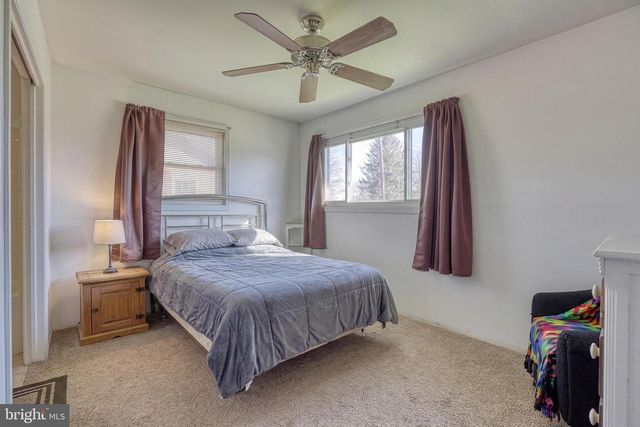 210 CUMBERLAND DR, Camp Hill, PA 17011