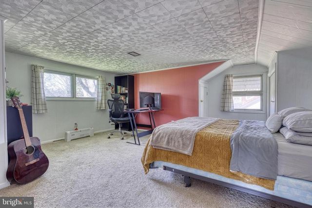210 CUMBERLAND DR, Camp Hill, PA 17011