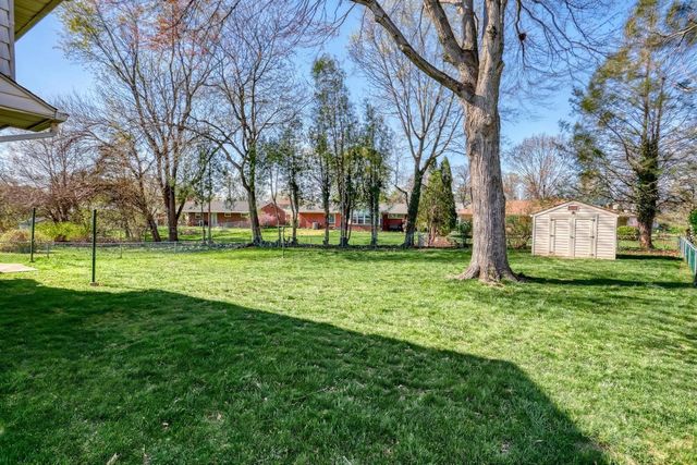 210 CUMBERLAND DR, Camp Hill, PA 17011