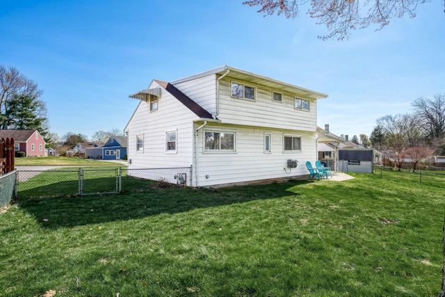 210 CUMBERLAND DR, Camp Hill, PA 17011