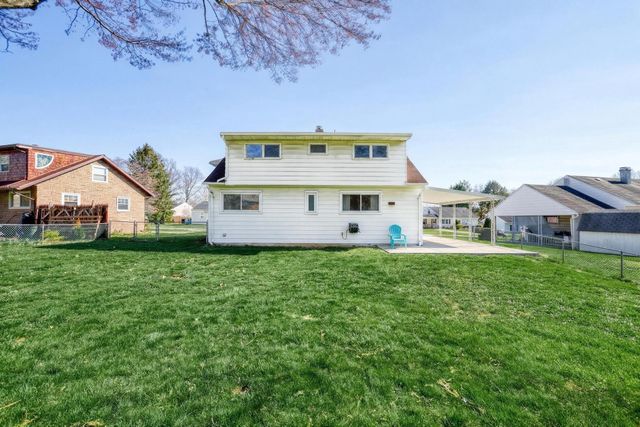 210 CUMBERLAND DR, Camp Hill, PA 17011