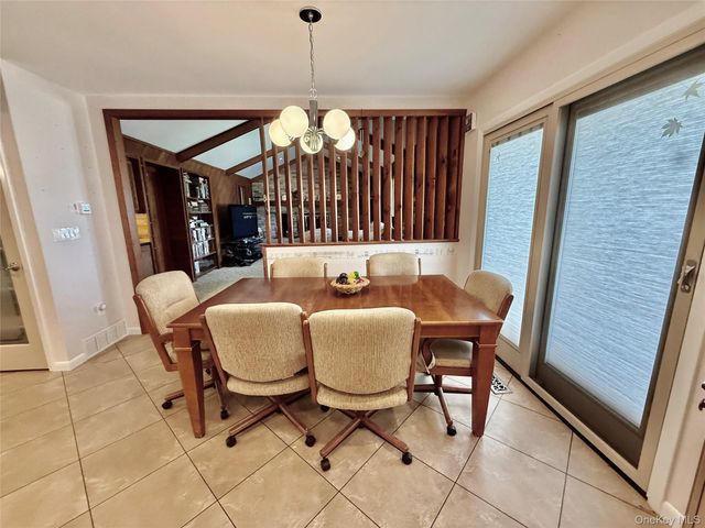 7 Starhaven Avenue, Middletown, NY 10940