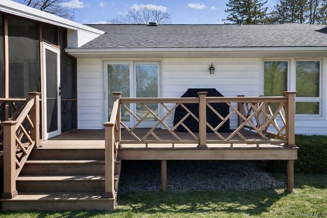 7 Starhaven Avenue, Middletown, NY 10940