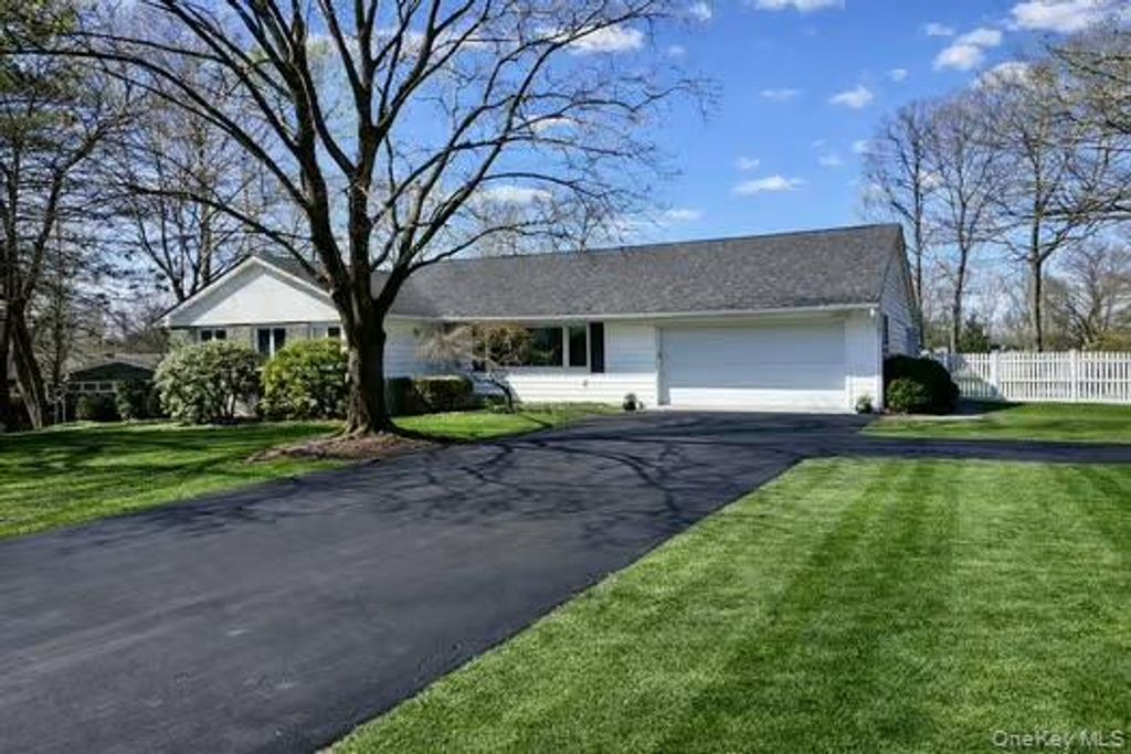 7 Starhaven Avenue, Middletown, NY 10940