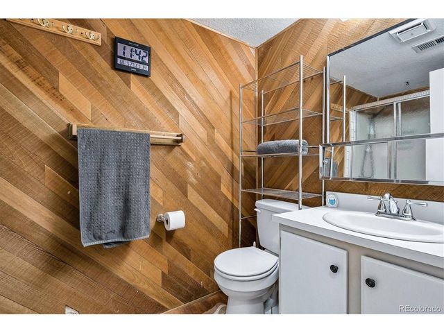 15671 E Jefferson Ave, Aurora, CO 80013