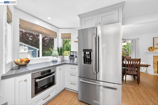 308 Mulqueeney St, Livermore, CA 94550