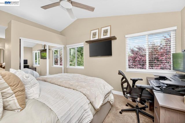 308 Mulqueeney St, Livermore, CA 94550