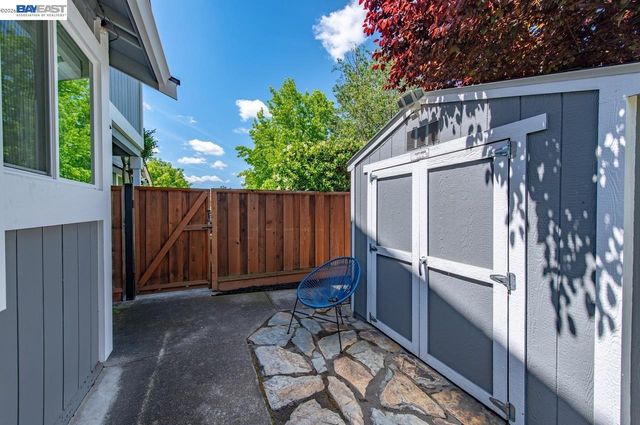 308 Mulqueeney St, Livermore, CA 94550