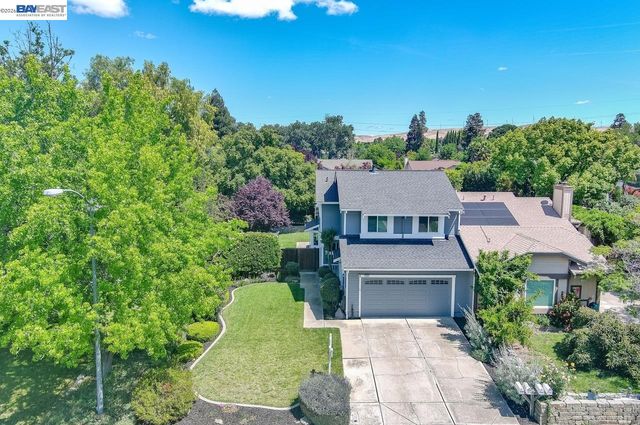 308 Mulqueeney St, Livermore, CA 94550