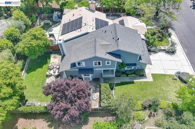 308 Mulqueeney St, Livermore, CA 94550