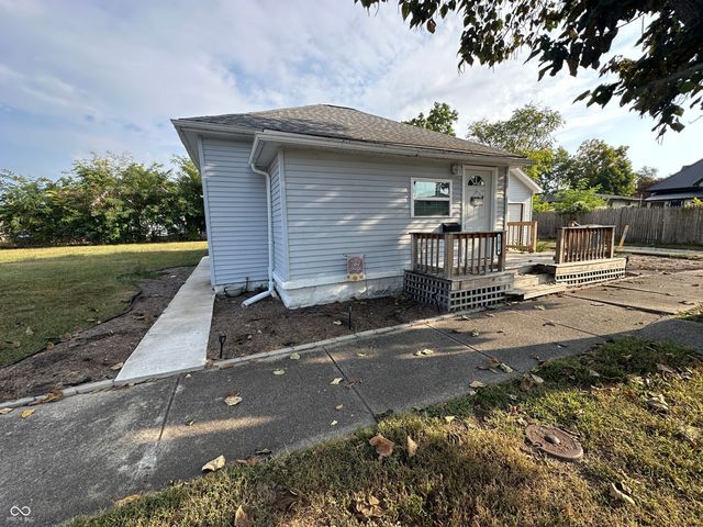 2014 Buckeye Street, Terre Haute, IN 47804