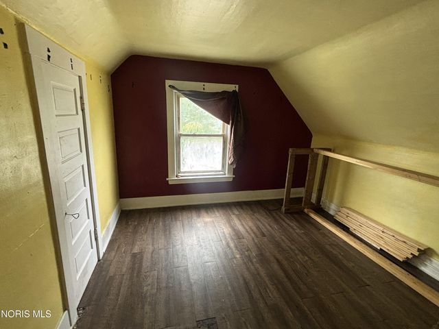 2020 Hawthorne Street, Toledo, OH 43606