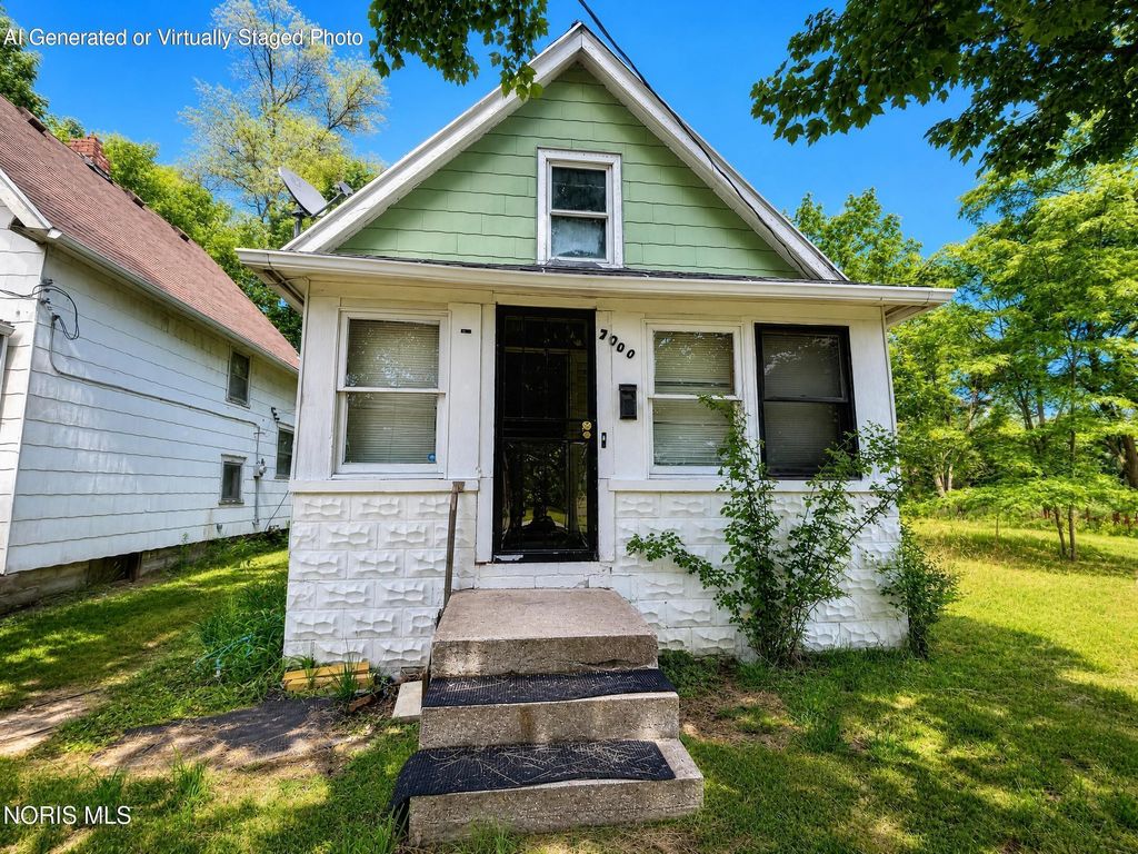 2020 Hawthorne Street, Toledo, OH 43606