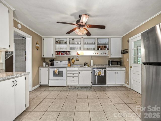 680 Pennsylvania Road, Arden, NC 28704