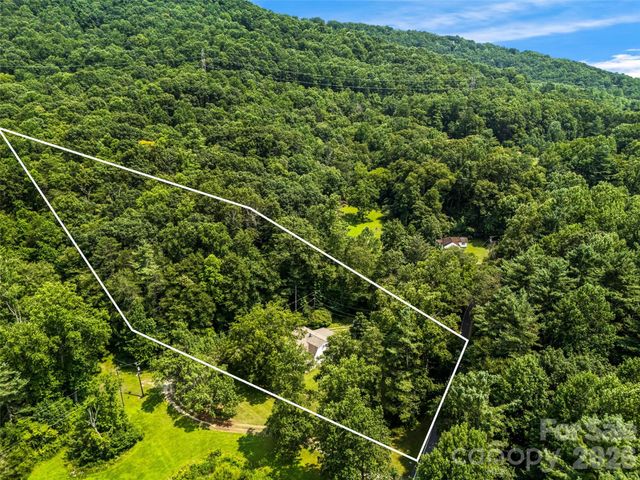 680 Pennsylvania Road, Arden, NC 28704