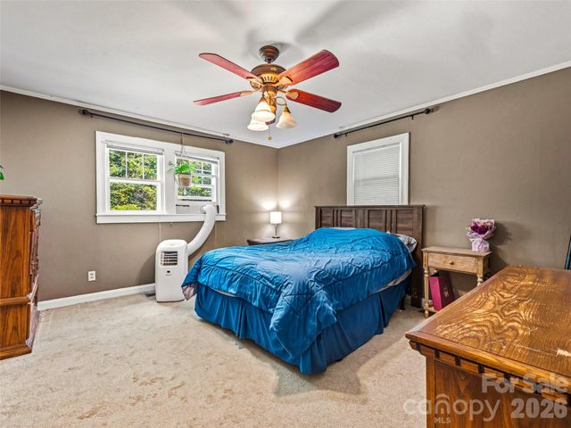 680 Pennsylvania Road, Arden, NC 28704
