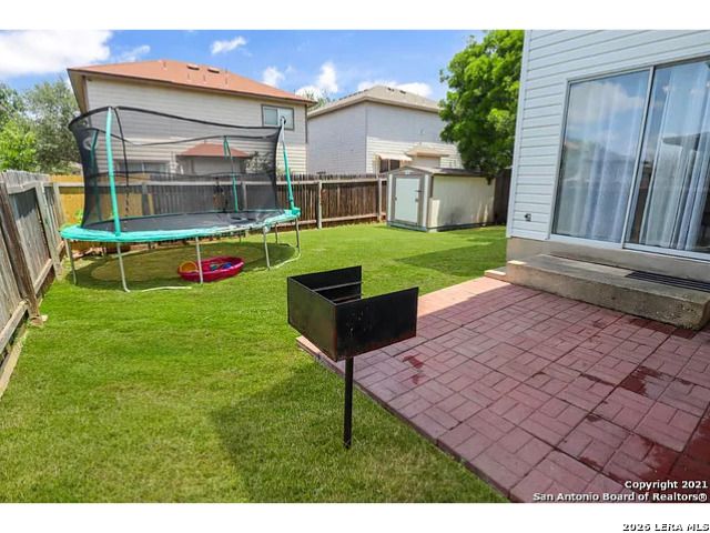 10111 Trailhead Pass, San Antonio, TX 78251