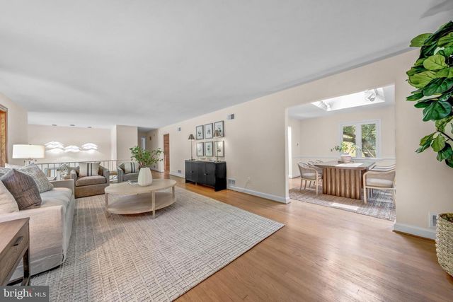 3636 38TH ST N, Arlington, VA 22207
