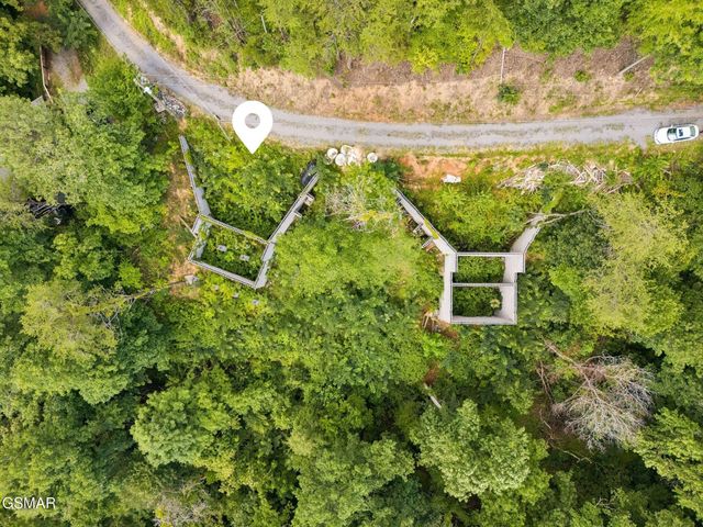 1732 Bassett Way, Sevierville, TN 37876