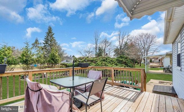 175 LIBERTA DR, Toms River, NJ 08757