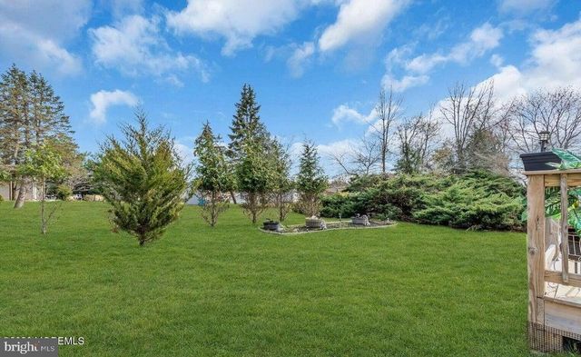 175 LIBERTA DR, Toms River, NJ 08757