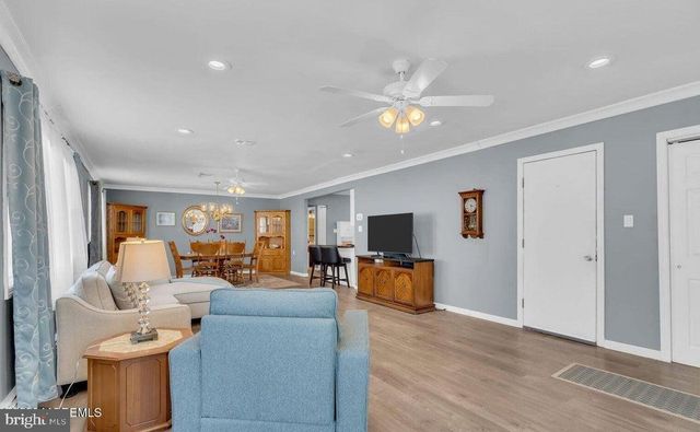 175 LIBERTA DR, Toms River, NJ 08757