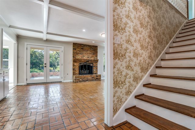 10534 Royal Springs Drive, Dallas, TX 75229